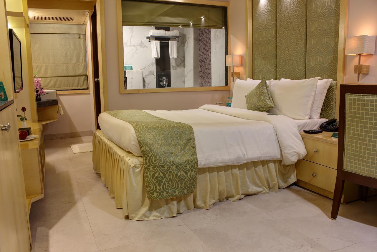 Golden Gate Otel Indore Dış mekan fotoğraf
