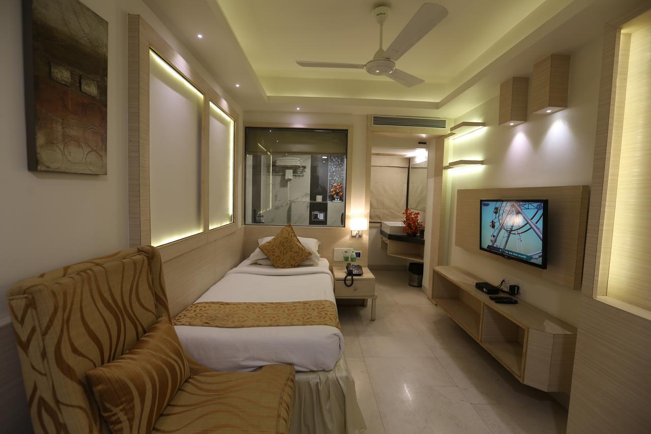 Golden Gate Otel Indore Dış mekan fotoğraf